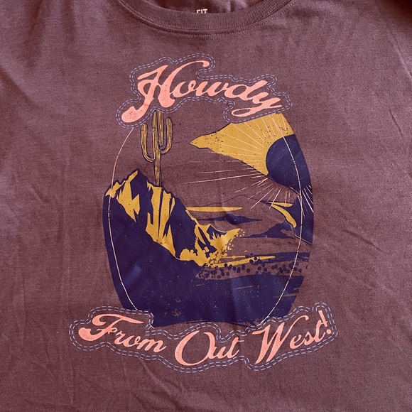 Fit Collective Cropped Graphic Tee Howdy From Out West NWT - Picture 5 of 5